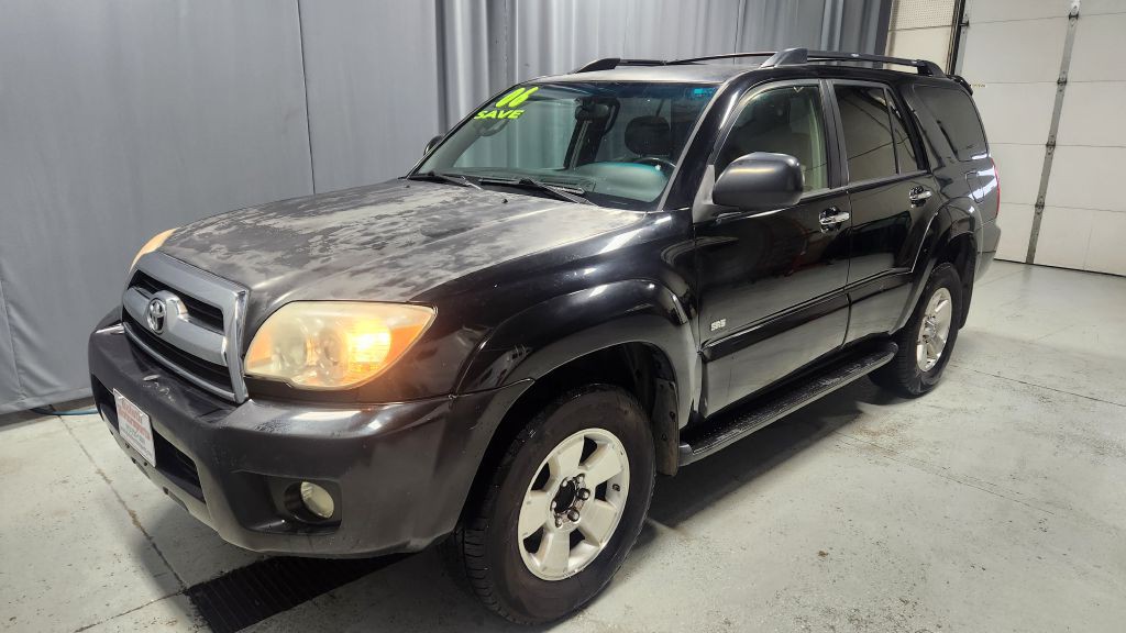 2006 Toyota 4Runner Image 2