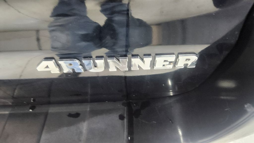 2006 Toyota 4Runner Image 6