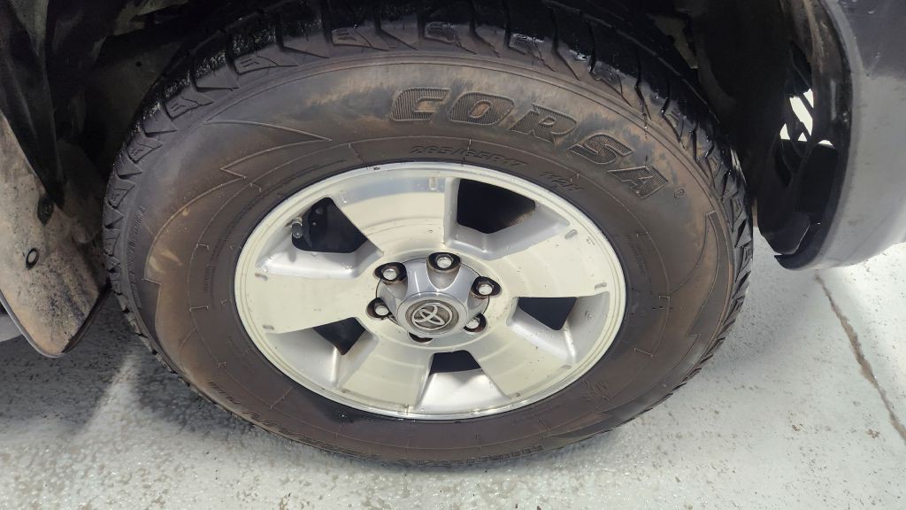 2006 Toyota 4Runner Image 26