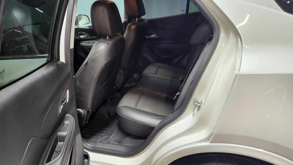 2016 Buick Enclave Image 9