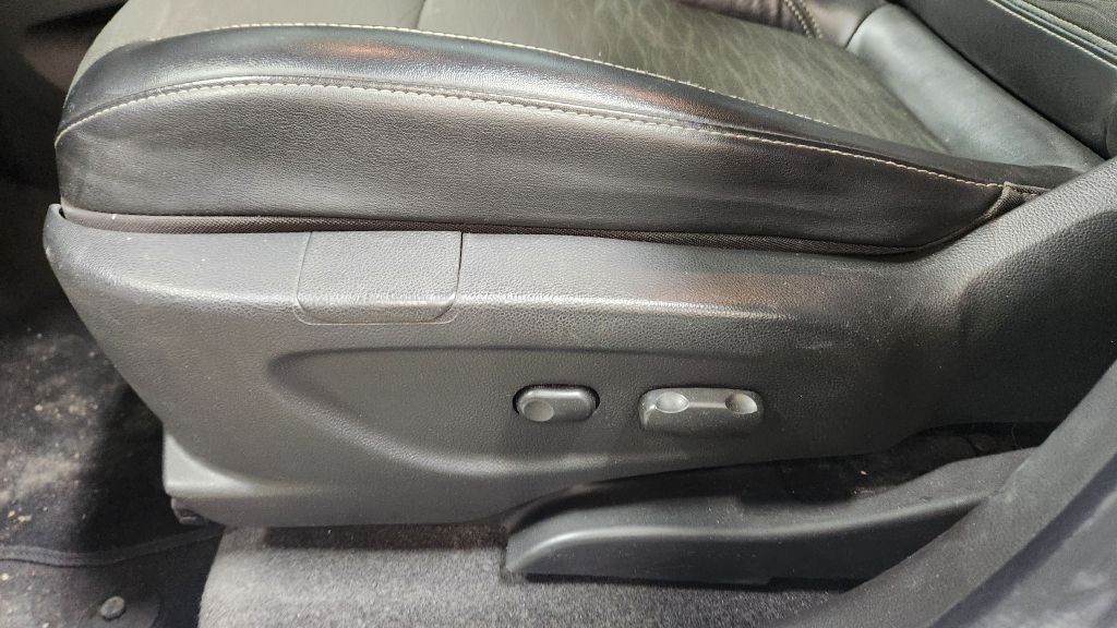 2016 Buick Enclave Image 18