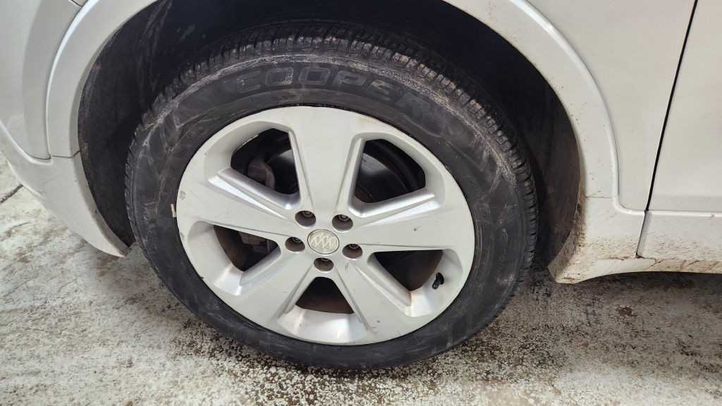 2016 Buick Enclave Image 23