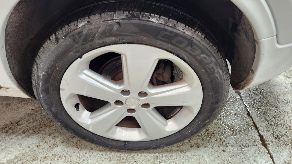 2016 Buick Enclave Image 24