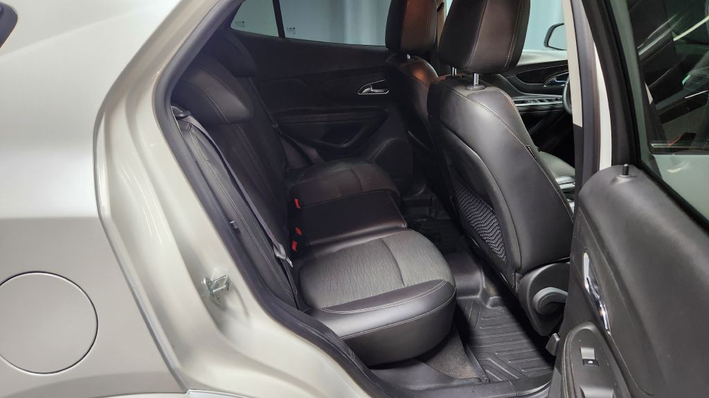 2016 Buick Enclave Image 35