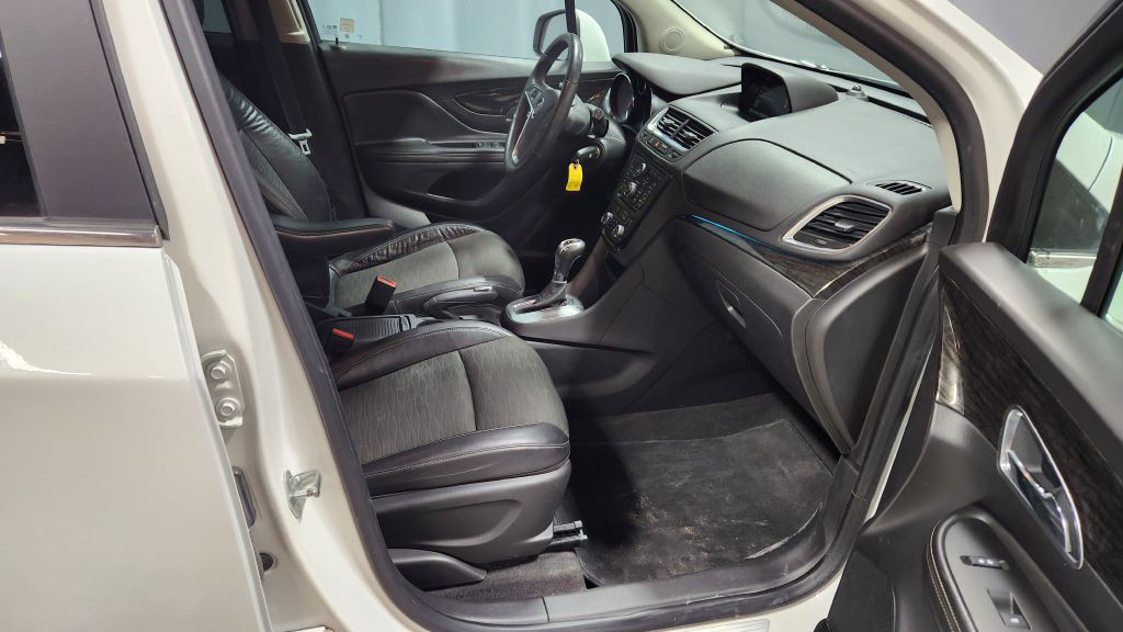 2016 Buick Enclave Image 38