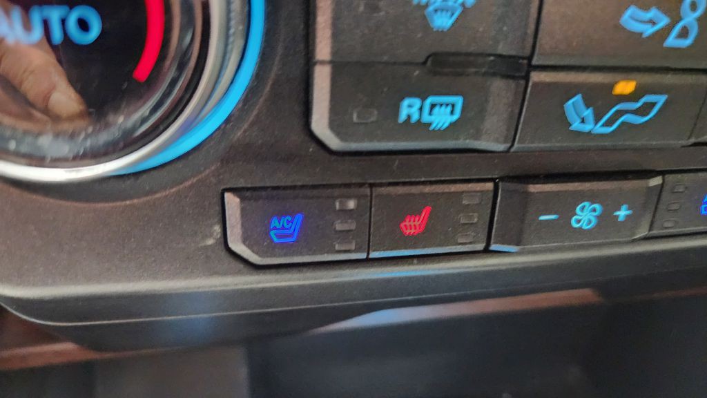 2017 Ford F-150 Image 74