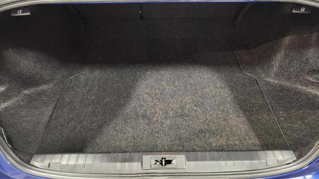 2016 Subaru Legacy Image 7