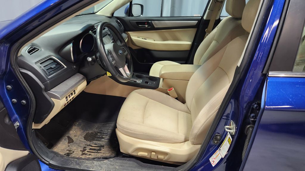 2016 Subaru Legacy Image 18