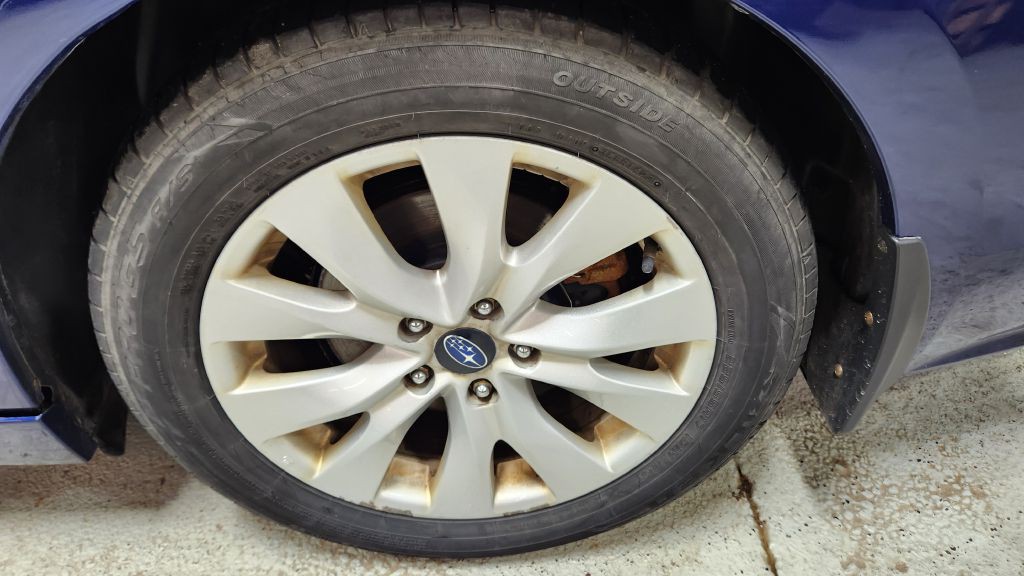 2016 Subaru Legacy Image 27