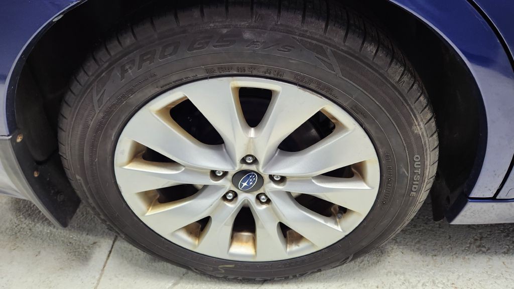 2016 Subaru Legacy Image 28