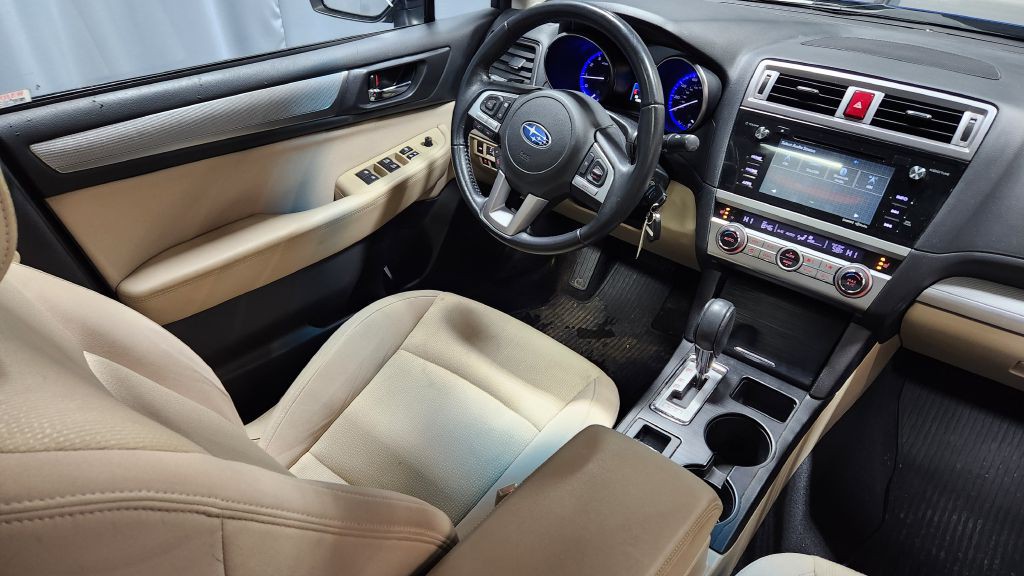 2016 Subaru Legacy Image 40