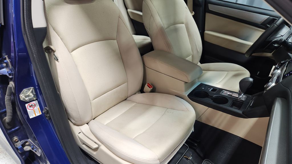 2016 Subaru Legacy Image 44