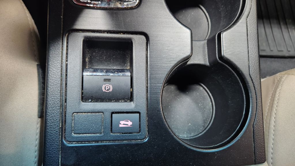 2016 Subaru Legacy Image 48