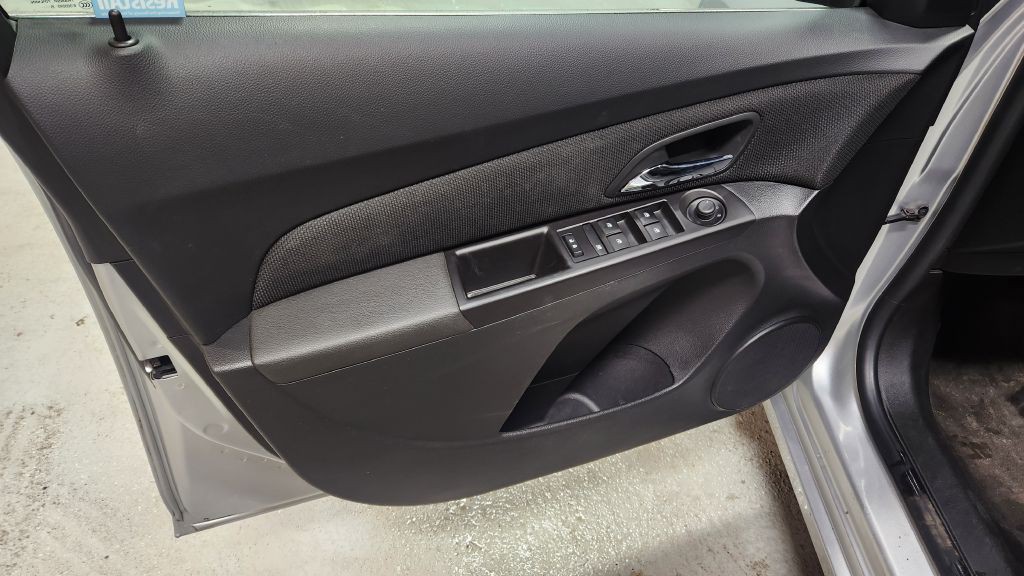 2016 Chevrolet Cruze Image 15