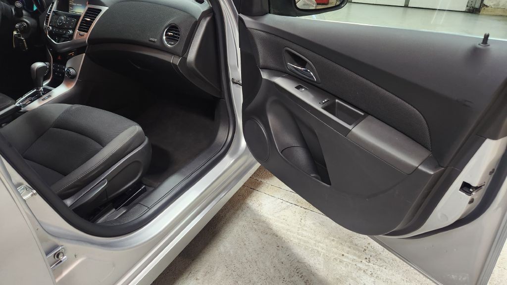 2016 Chevrolet Cruze Image 40