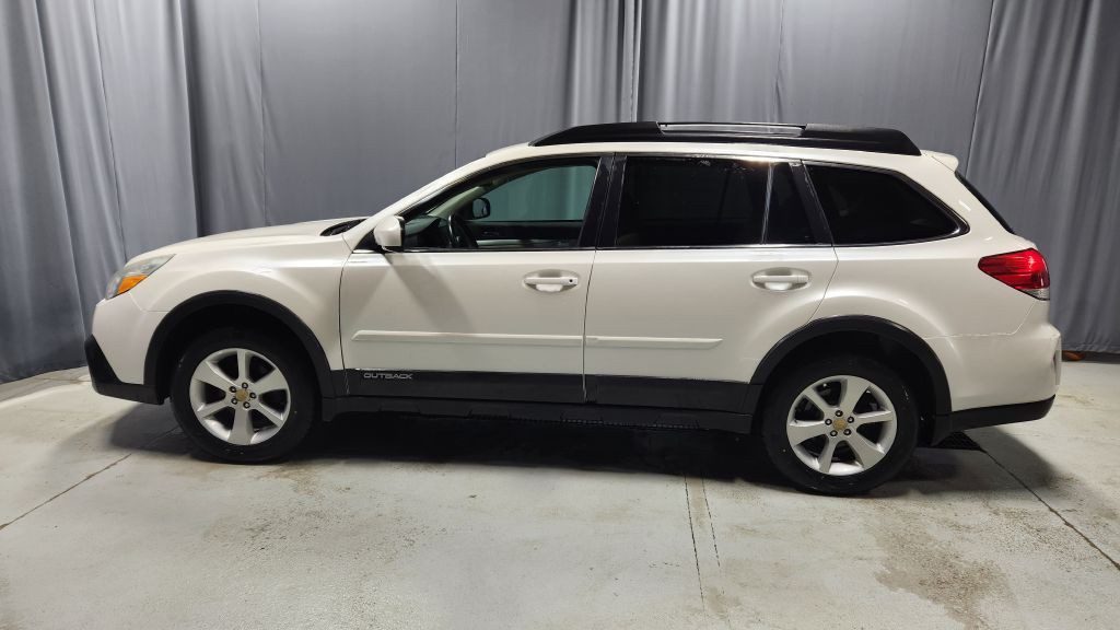 2014 Subaru Outback Image 1