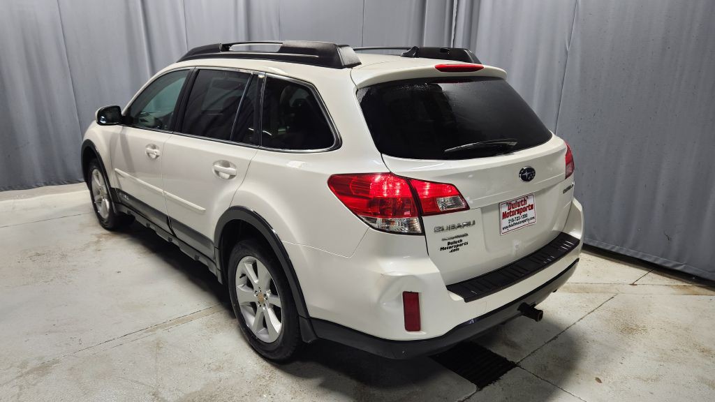 2014 Subaru Outback Image 3