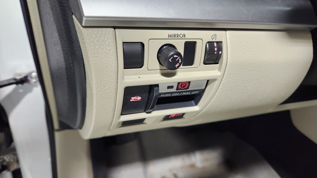 2014 Subaru Outback Image 24