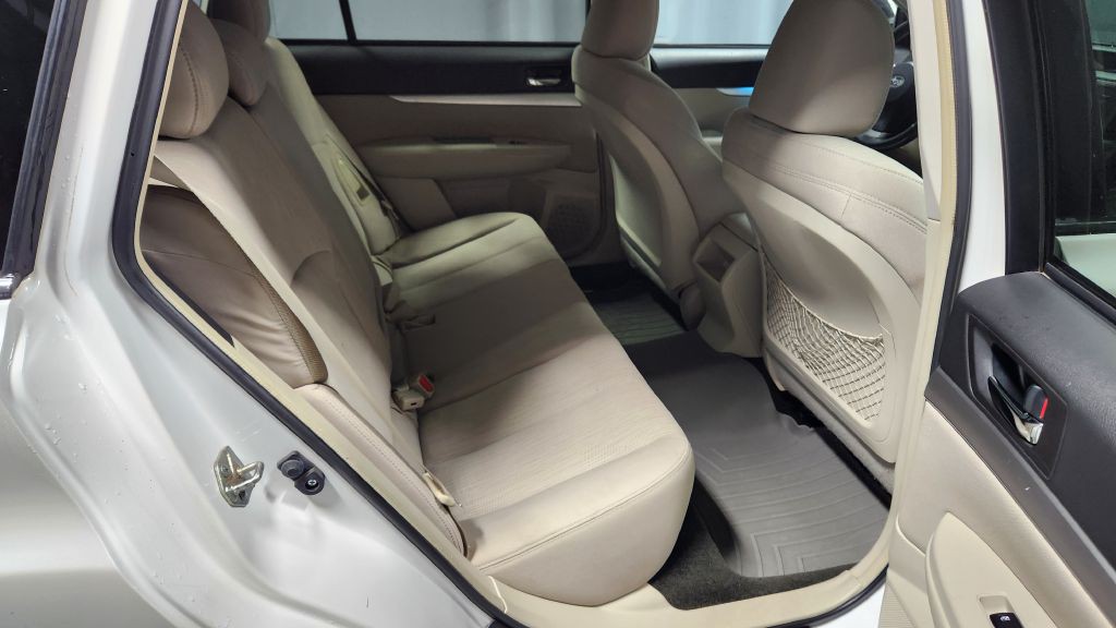 2014 Subaru Outback Image 44