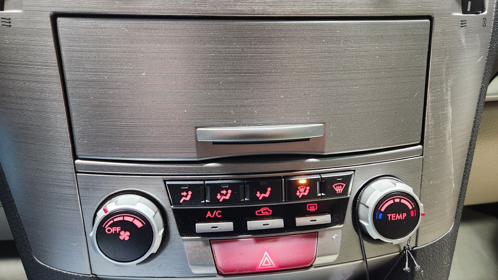 2014 Subaru Outback Image 53