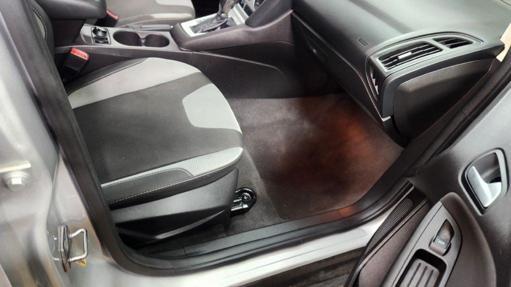 2014 Ford Focus Image 7
