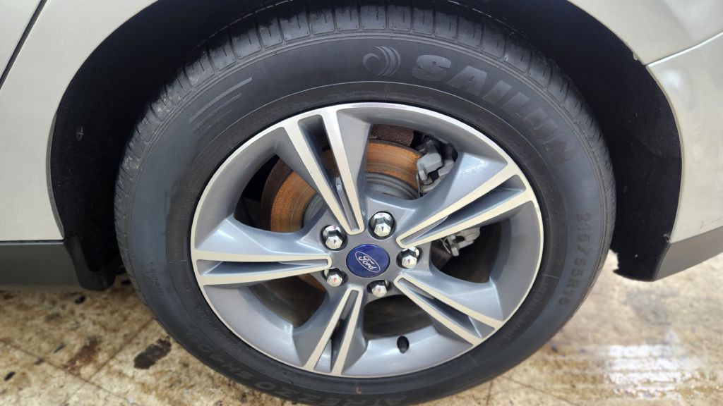 2014 Ford Focus Image 13