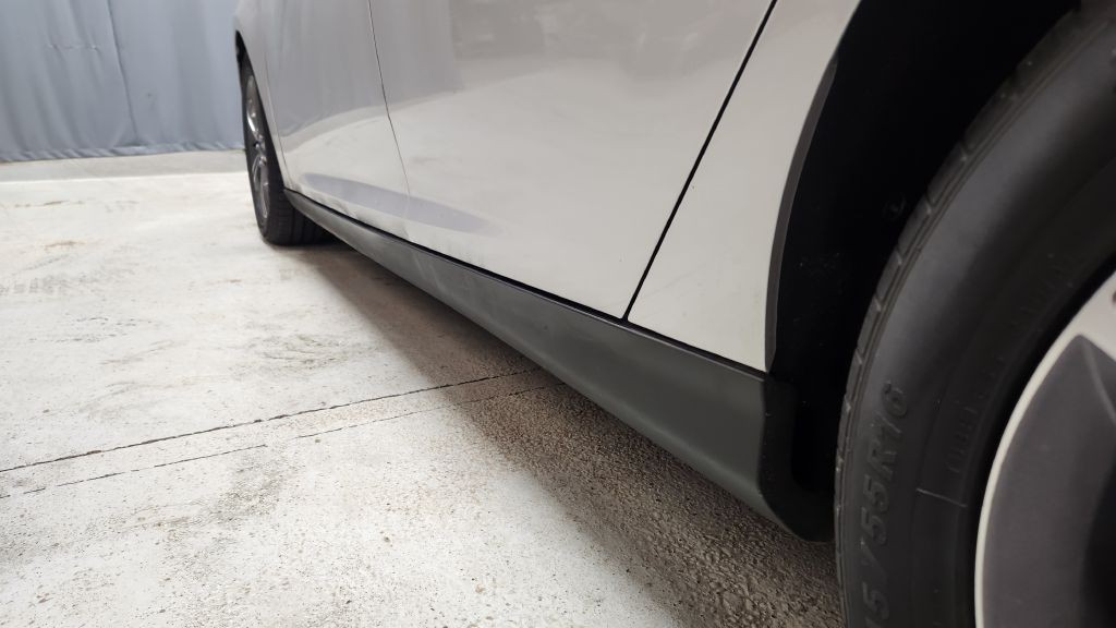 2014 Ford Focus Image 39