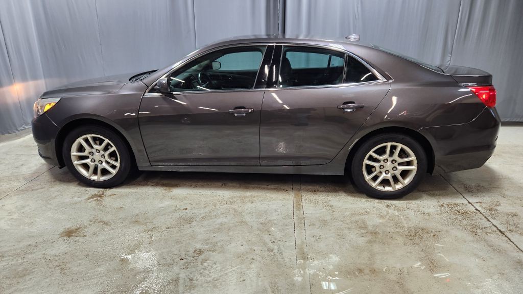 2013 Chevrolet Malibu Image 1