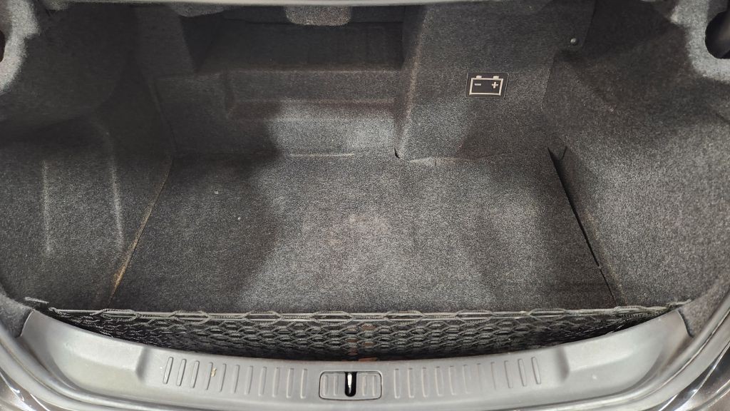 2013 Chevrolet Malibu Image 6