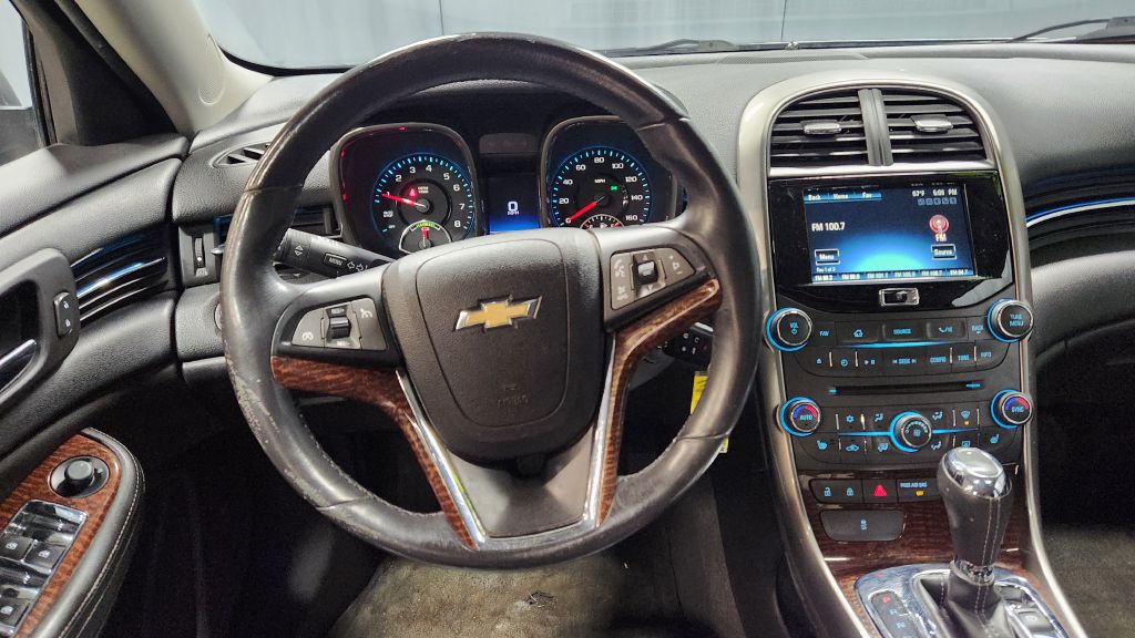 2013 Chevrolet Malibu Image 12