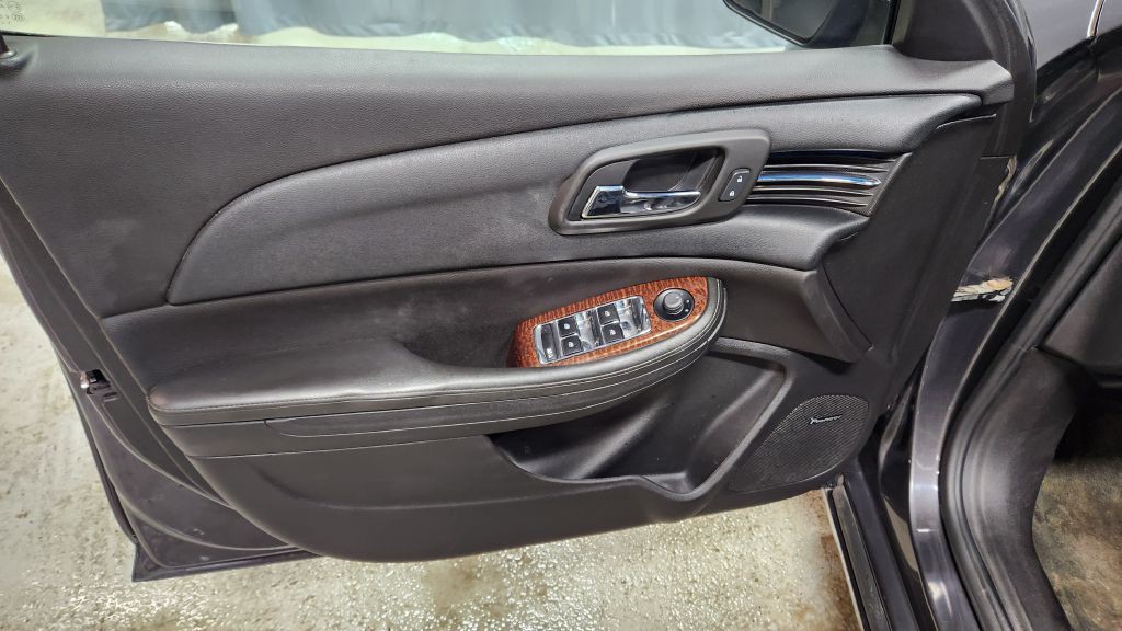 2013 Chevrolet Malibu Image 15