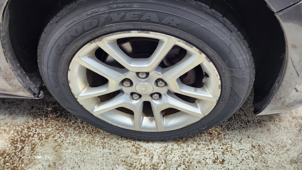 2013 Chevrolet Malibu Image 23