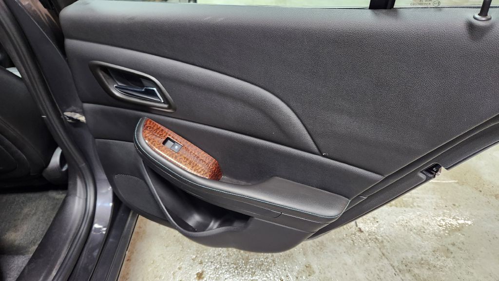 2013 Chevrolet Malibu Image 31