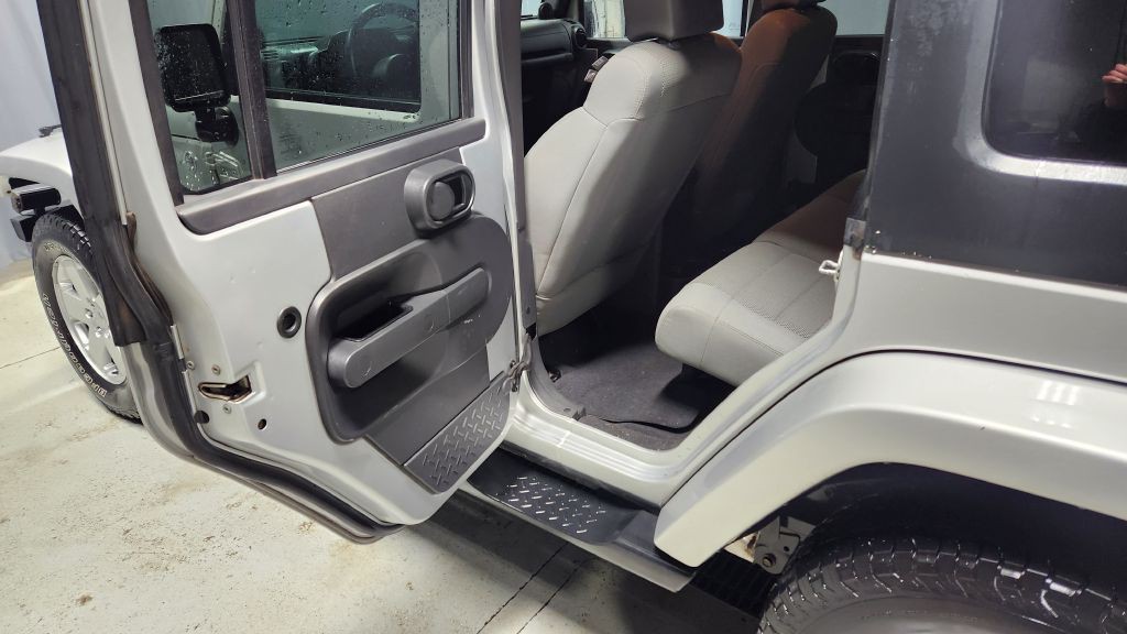 2007 Jeep Wrangler Image 13