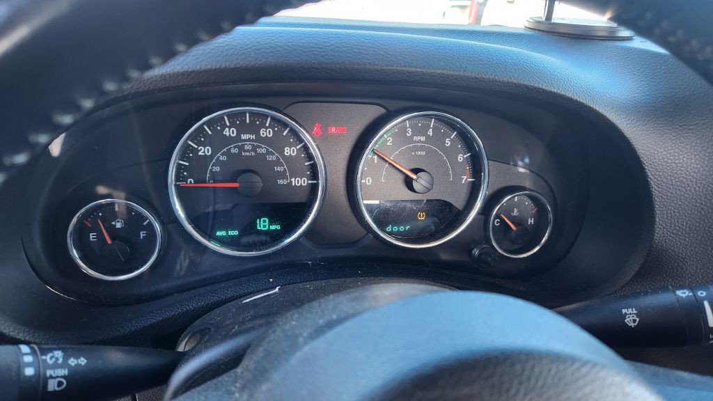 2012 Jeep Wrangler Image 2