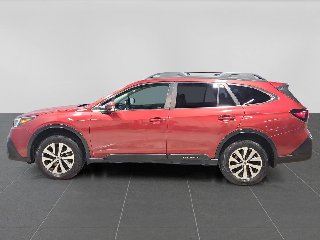 2022 Subaru Outback Image 2