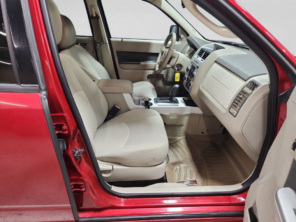 2009 Mercury Mariner Image 15