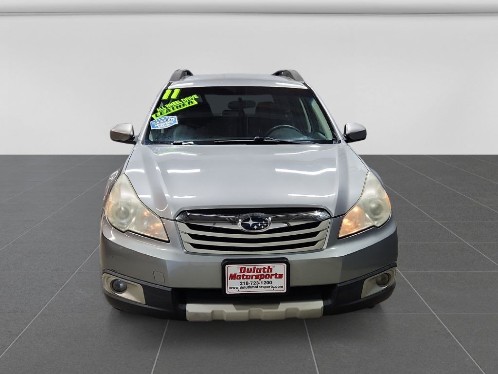 2011 Subaru Outback Image 8