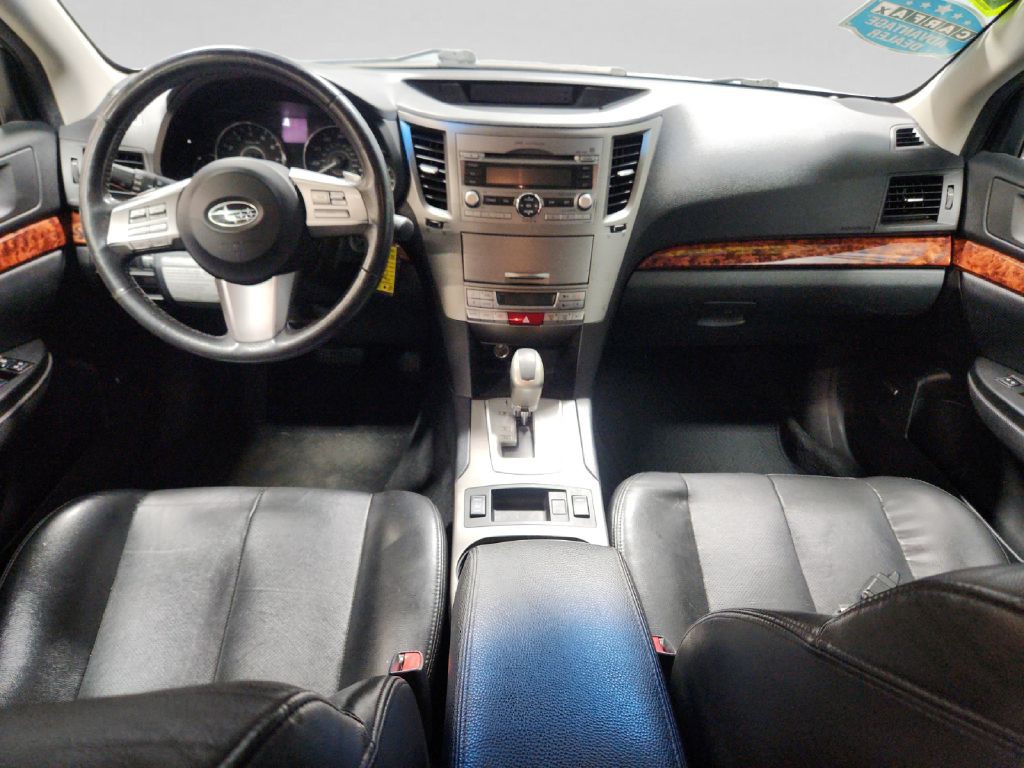 2011 Subaru Outback Image 14