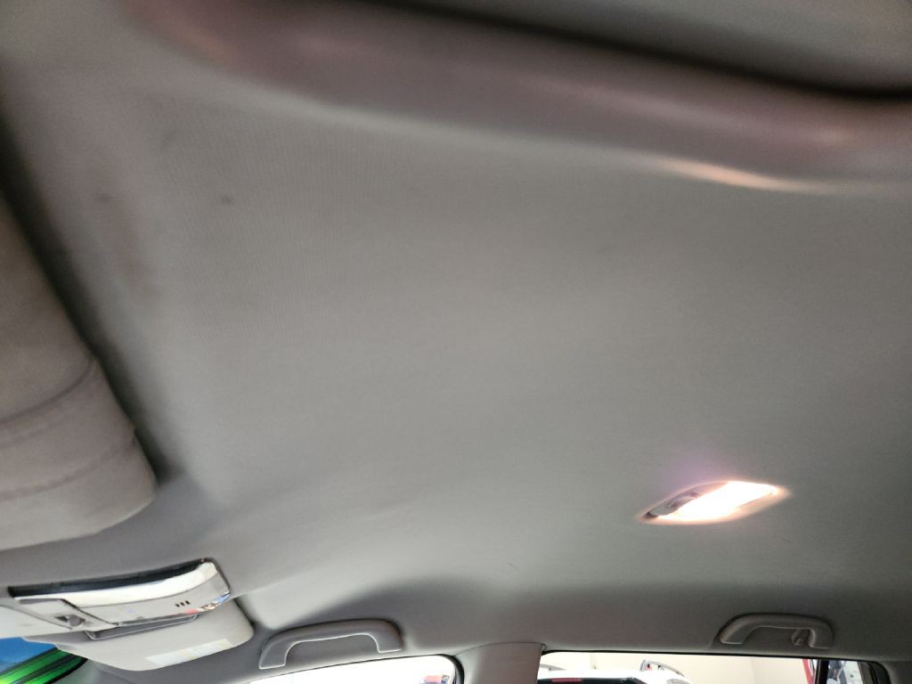 2011 Subaru Outback Image 27