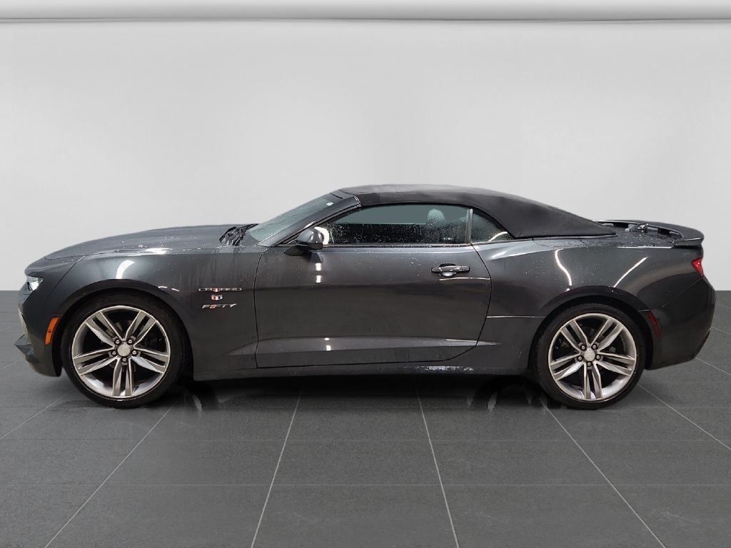 2017 Chevrolet Camaro Image 2