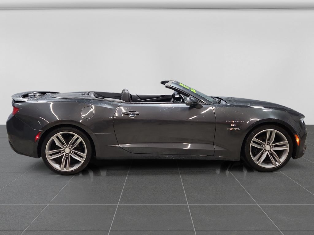2017 Chevrolet Camaro Image 6