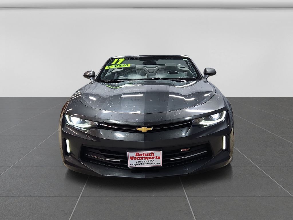 2017 Chevrolet Camaro Image 8