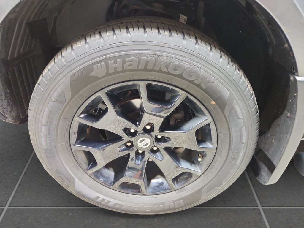 2019 Nissan Frontier Image 9