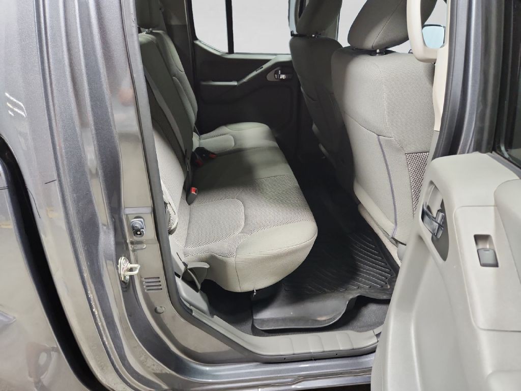 2019 Nissan Frontier Image 18
