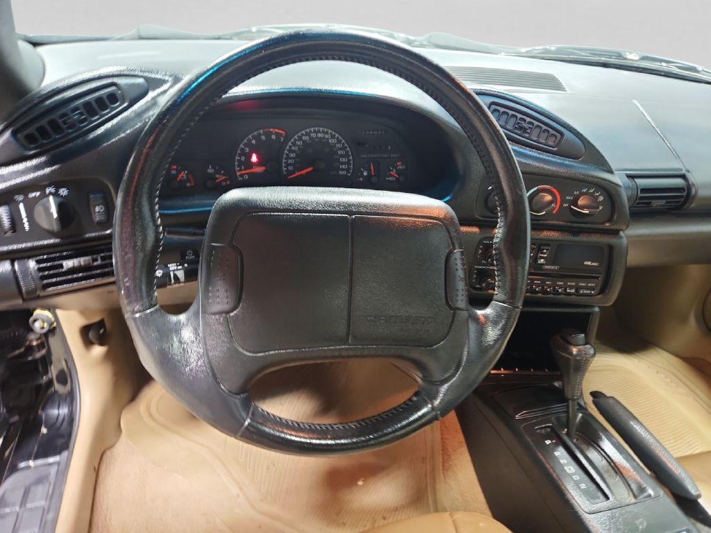 1995 Chevrolet Camaro Image 11