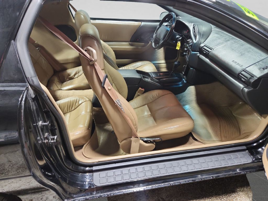 1995 Chevrolet Camaro Image 15