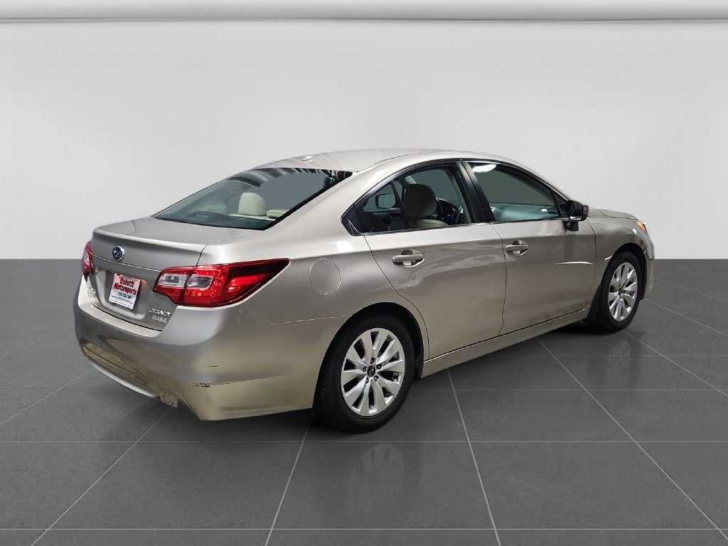 2015 Subaru Legacy Image 5