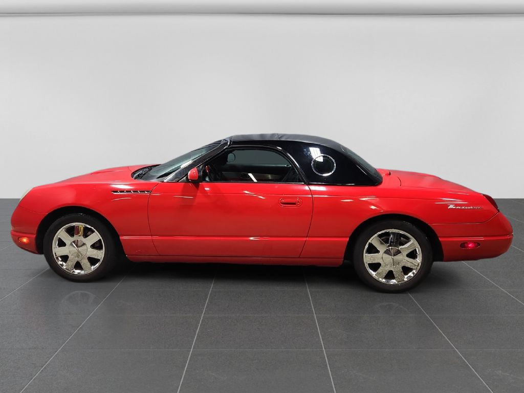 2002 Ford Thunderbird Image 2