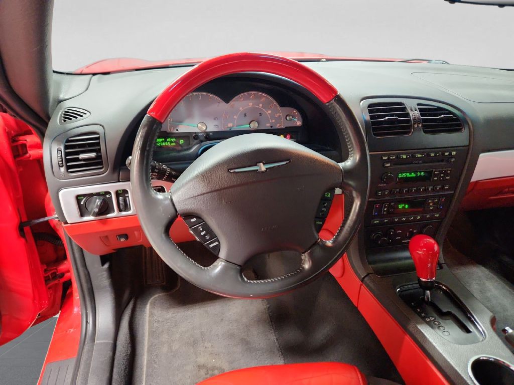 2002 Ford Thunderbird Image 8
